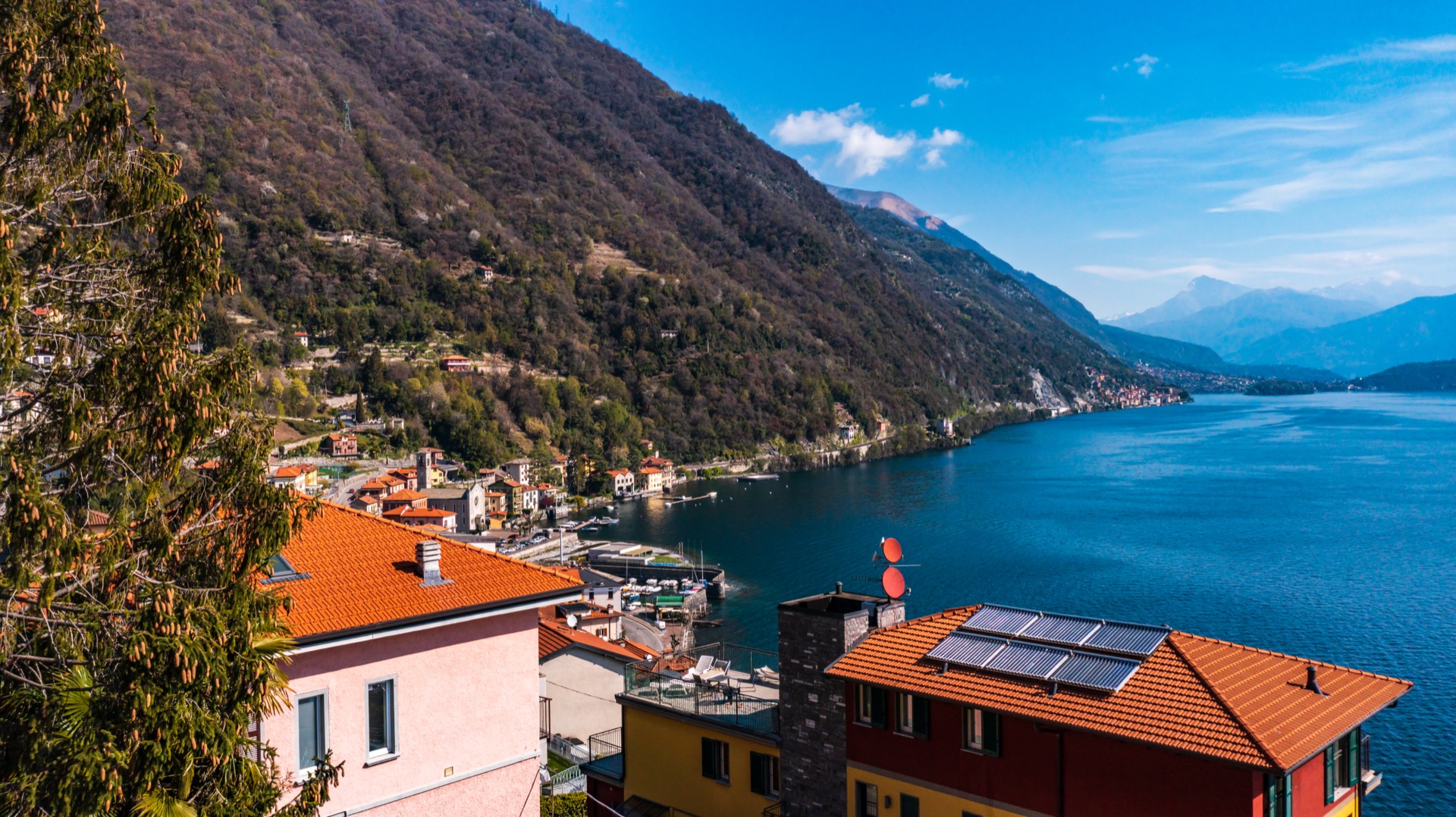 Appartamento ristrutturato a 70 m dal lago con giardino — 10