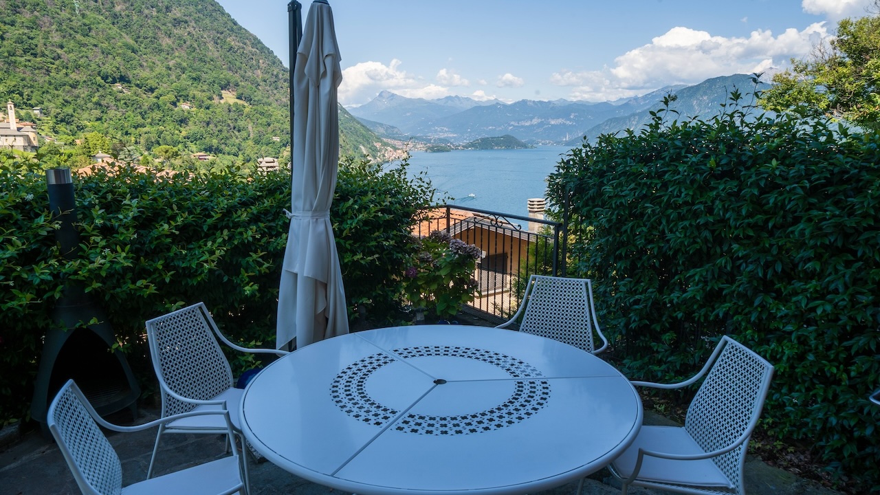 Appartamento su due livelli, completamente ristrutturato — 24